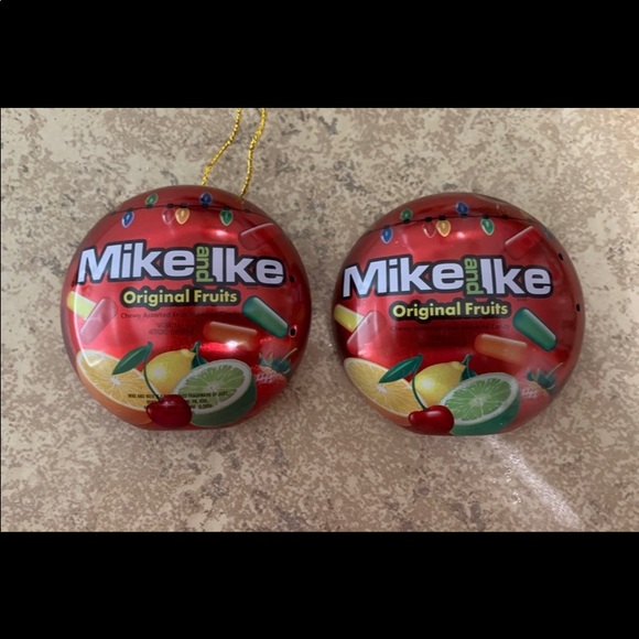 Collectibles Mike and Ike Original Fruit Metal Tin Ornament 4” x 4”. - Picture 2 of 5